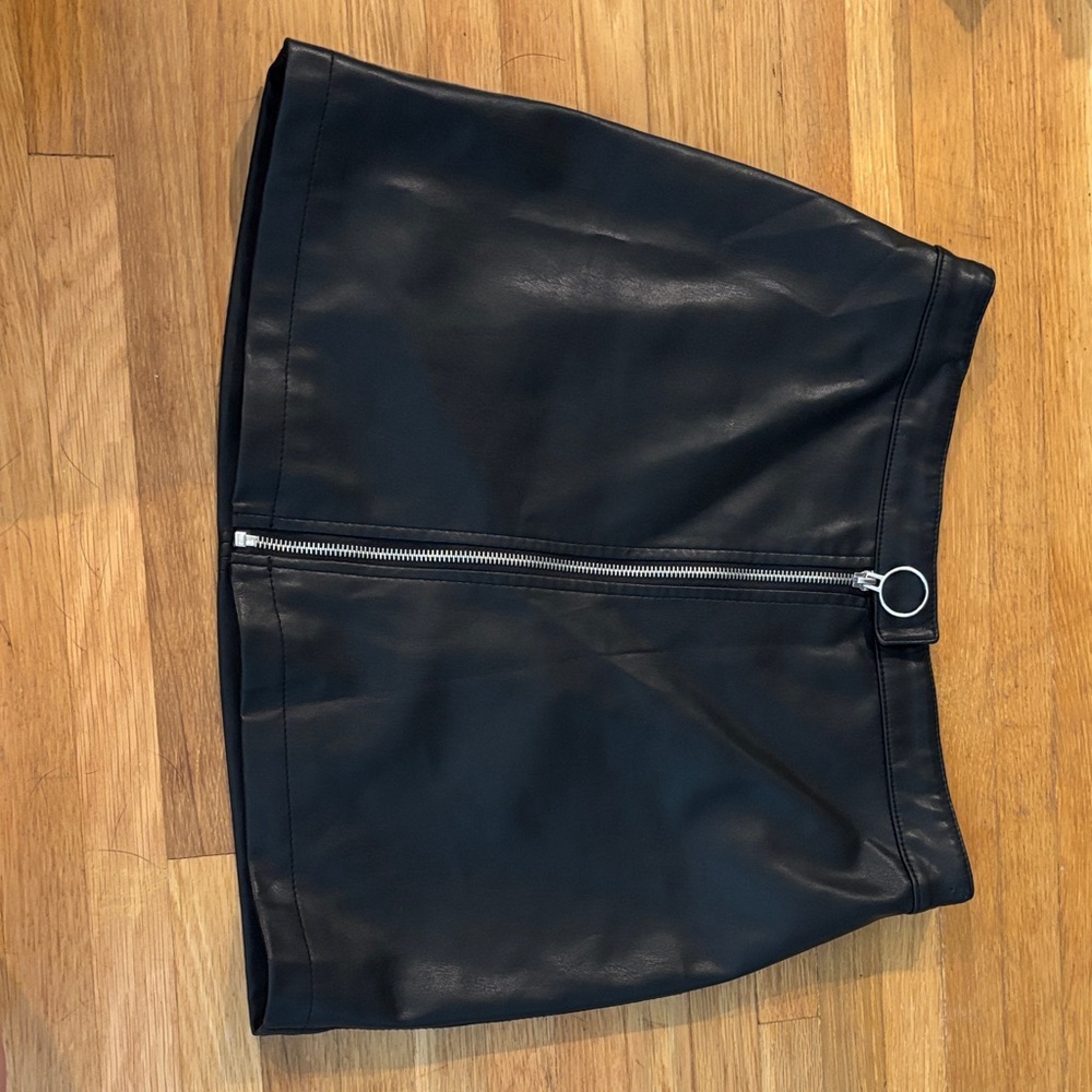 Black Leather Forever 21 Mini Skirt with Zipper
